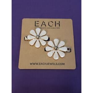 Each Jewels Retro Style Pearlized Flower Barrette Set, 14k Gold Plated Brass New